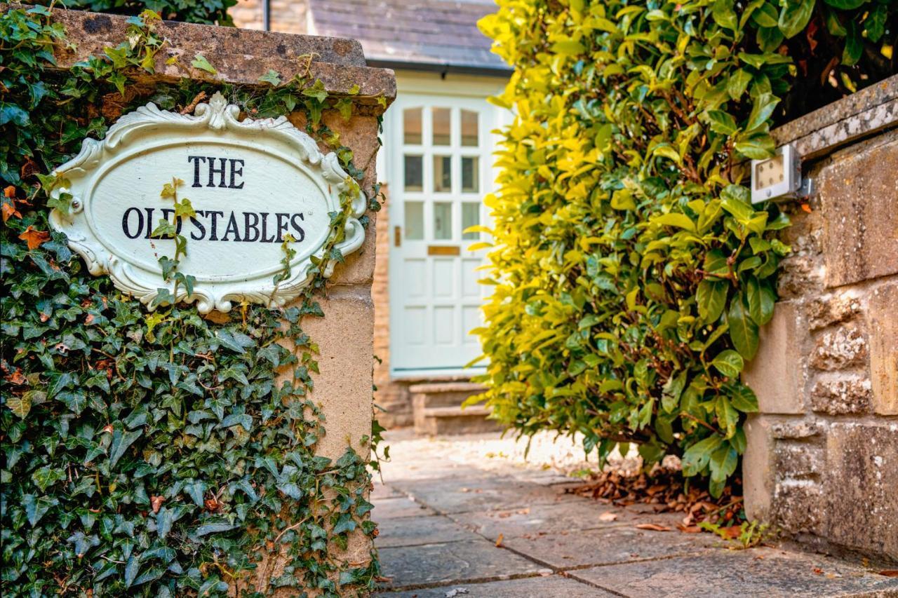 2 The Old Stables Villa Tetbury Exterior photo